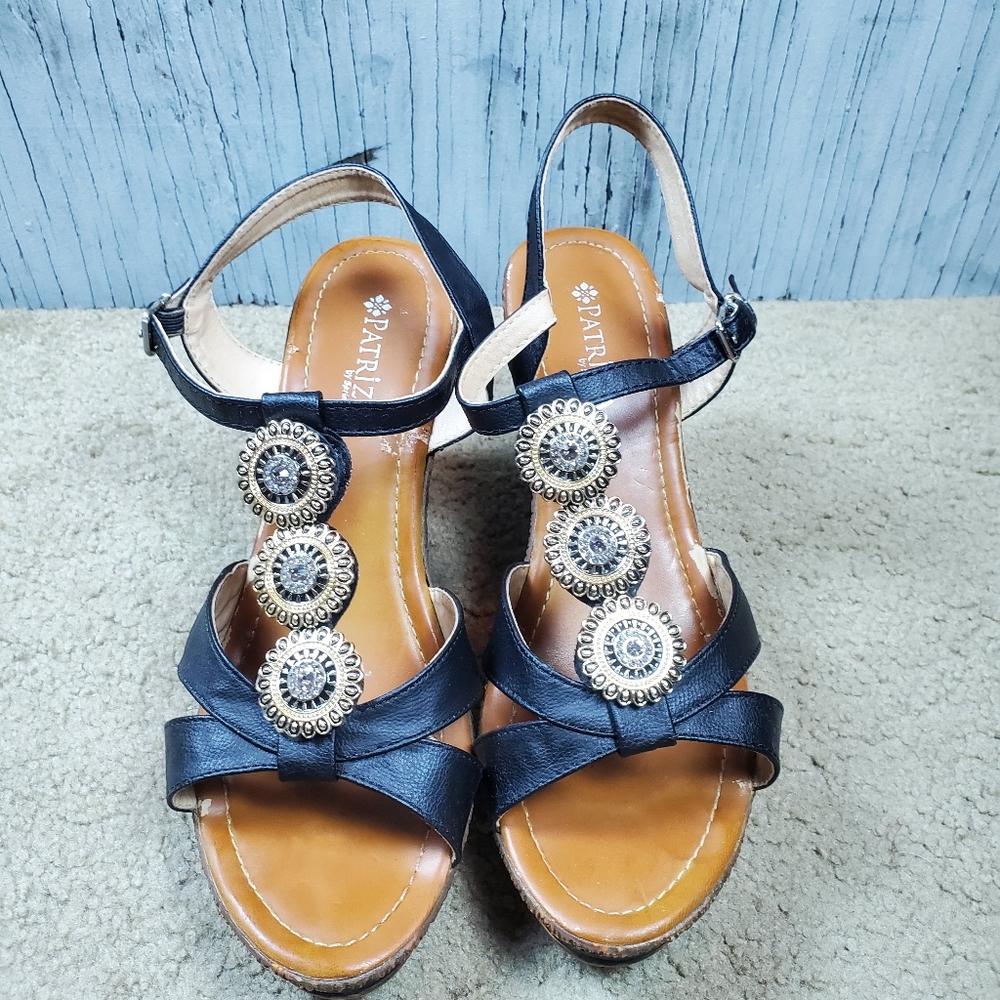 Patricia by Spring Step Satrada-B Medallion Wedge Heel, 41 (U.S. 9.5-10), Black - Picture 3 of 16